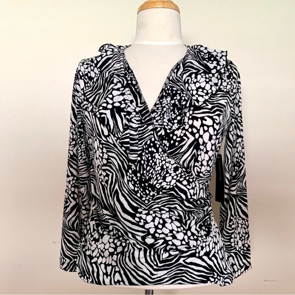 NWT/ Jones New York cross over blouse top - Picture 3 of 8